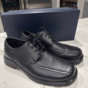 Elegant Black Leather Men's Oxfords